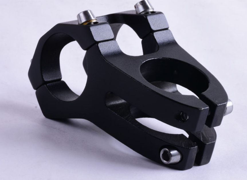 Fahrrad Vorbau Kurz 31.8 mm 40mm 0° CNC Aluminium Low Stack 30mm Schwarz Silber